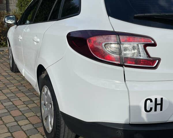 Білий Рено Меган, об'ємом двигуна 1.5 л та пробігом 199 тис. км за 8250 $, фото 11 на Automoto.ua