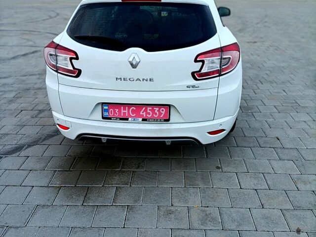 Белый Рено Меган, объемом двигателя 1.5 л и пробегом 212 тыс. км за 9700 $, фото 5 на Automoto.ua