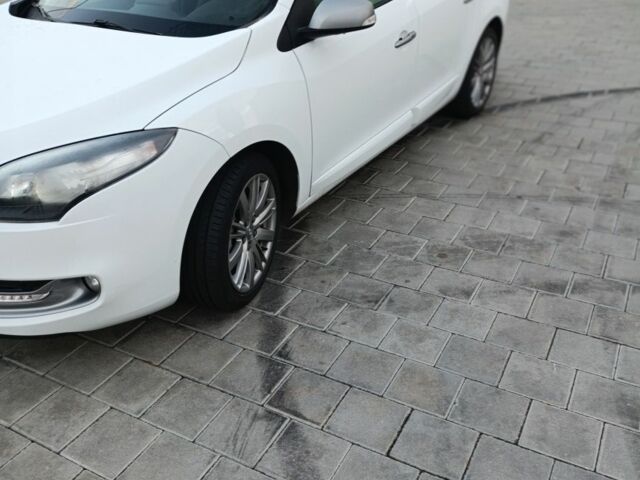 Белый Рено Меган, объемом двигателя 1.5 л и пробегом 215 тыс. км за 9200 $, фото 7 на Automoto.ua