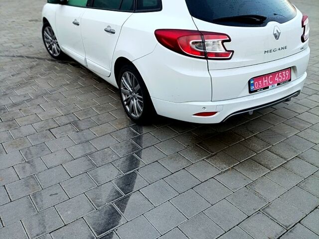 Белый Рено Меган, объемом двигателя 1.5 л и пробегом 212 тыс. км за 9700 $, фото 4 на Automoto.ua