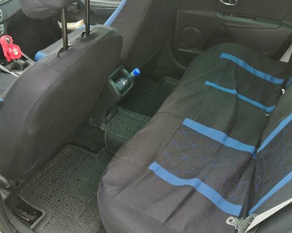 Білий Рено Меган, об'ємом двигуна 1.5 л та пробігом 216 тис. км за 7500 $, фото 6 на Automoto.ua