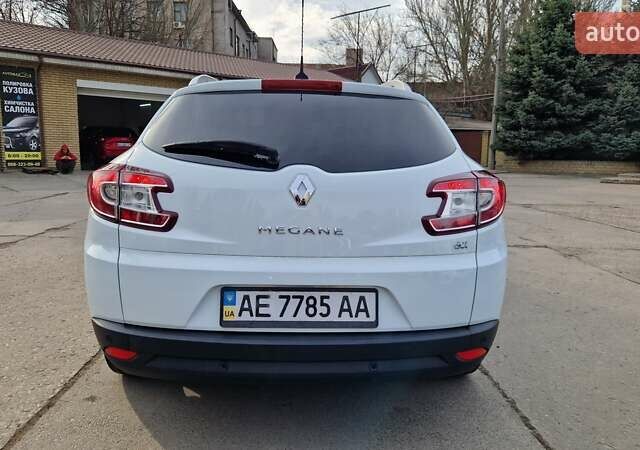 Білий Рено Меган, об'ємом двигуна 1.5 л та пробігом 241 тис. км за 7500 $, фото 4 на Automoto.ua