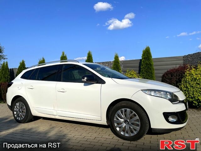 Белый Рено Меган, объемом двигателя 1.6 л и пробегом 372 тыс. км за 6400 $, фото 4 на Automoto.ua