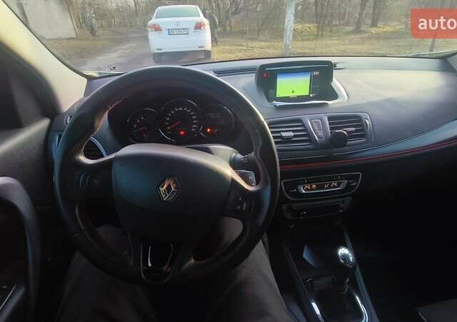 Білий Рено Меган, об'ємом двигуна 1.5 л та пробігом 270 тис. км за 7000 $, фото 9 на Automoto.ua