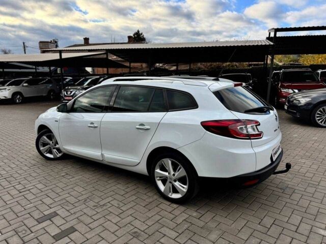 Білий Рено Меган, об'ємом двигуна 1.5 л та пробігом 249 тис. км за 9400 $, фото 6 на Automoto.ua