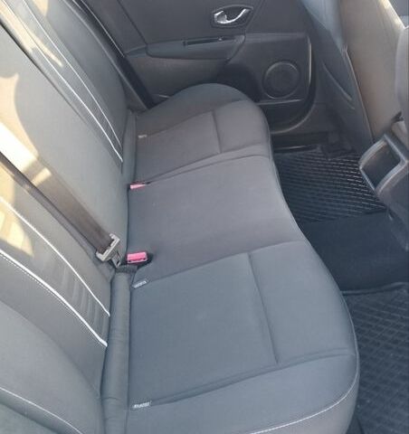 Белый Рено Меган, объемом двигателя 1.5 л и пробегом 264 тыс. км за 7300 $, фото 19 на Automoto.ua