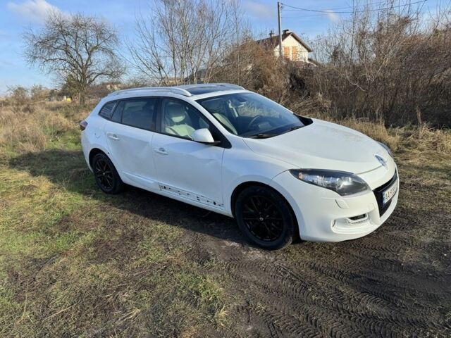 Белый Рено Меган, объемом двигателя 1.5 л и пробегом 260 тыс. км за 4800 $, фото 2 на Automoto.ua