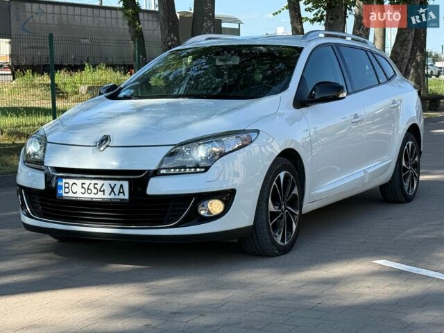 Белый Рено Меган, объемом двигателя 1.6 л и пробегом 256 тыс. км за 8750 $, фото 9 на Automoto.ua