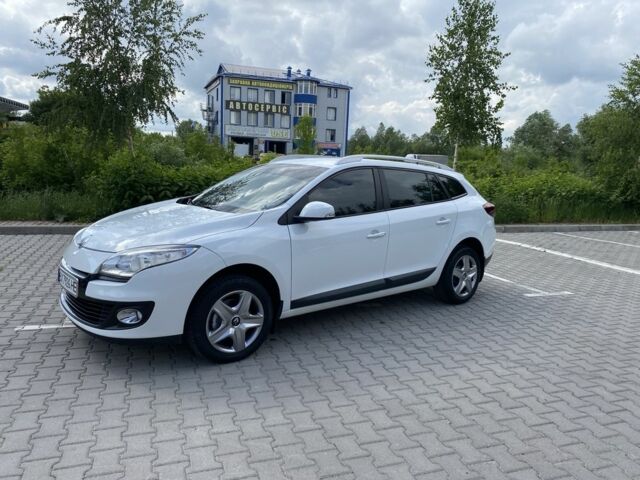 Білий Рено Меган, об'ємом двигуна 1.5 л та пробігом 211 тис. км за 7200 $, фото 3 на Automoto.ua