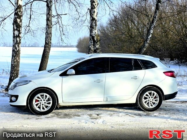 Белый Рено Меган, объемом двигателя 1.5 л и пробегом 24200 тыс. км за 8499 $, фото 1 на Automoto.ua
