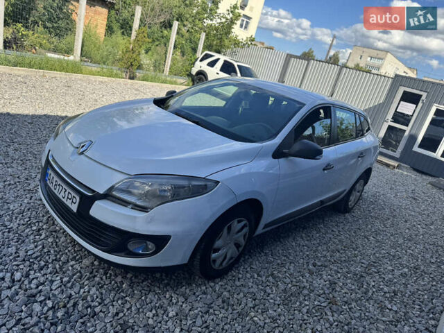 Білий Рено Меган, об'ємом двигуна 1.5 л та пробігом 270 тис. км за 5600 $, фото 1 на Automoto.ua