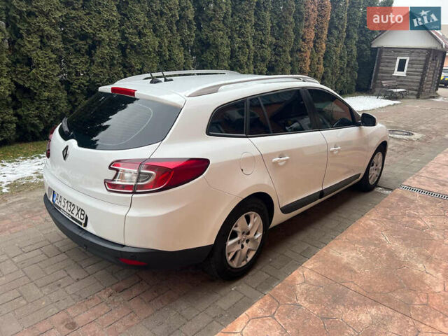 Белый Рено Меган, объемом двигателя 1.46 л и пробегом 290 тыс. км за 7300 $, фото 1 на Automoto.ua