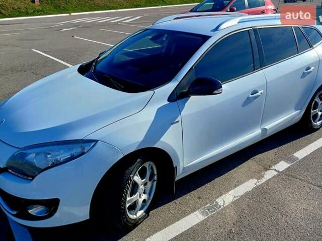 Белый Рено Меган, объемом двигателя 1.5 л и пробегом 207 тыс. км за 8500 $, фото 5 на Automoto.ua