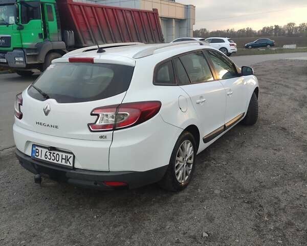 Білий Рено Меган, об'ємом двигуна 1.46 л та пробігом 267 тис. км за 7300 $, фото 7 на Automoto.ua