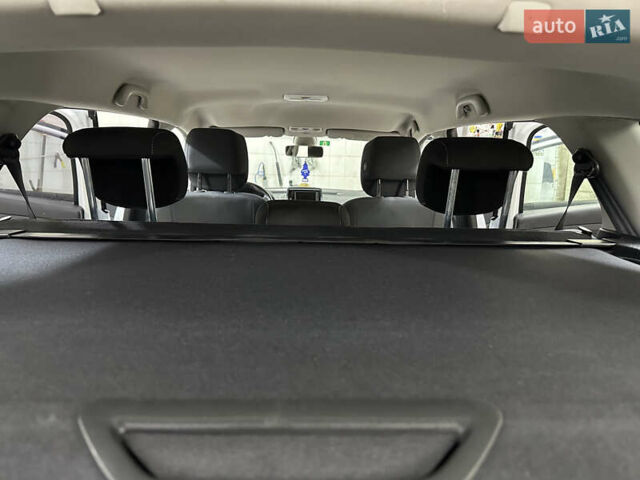 Белый Рено Меган, объемом двигателя 1.5 л и пробегом 237 тыс. км за 8150 $, фото 21 на Automoto.ua