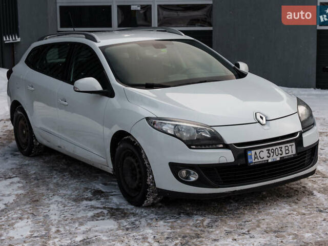 Белый Рено Меган, объемом двигателя 1.46 л и пробегом 291 тыс. км за 6200 $, фото 48 на Automoto.ua