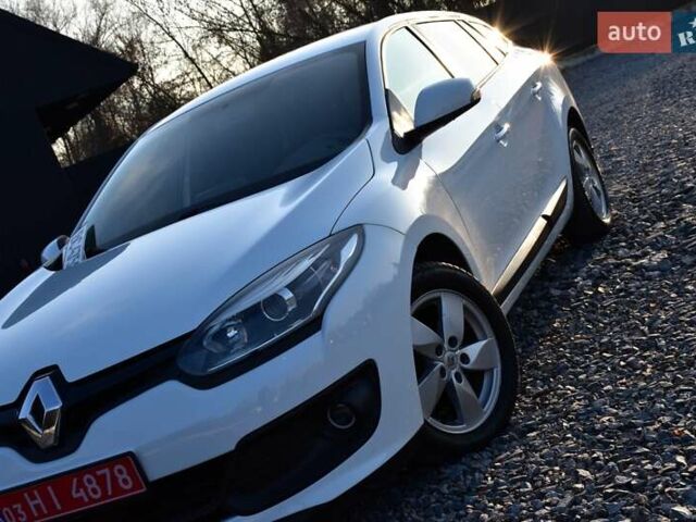 Белый Рено Меган, объемом двигателя 1.5 л и пробегом 232 тыс. км за 7800 $, фото 12 на Automoto.ua