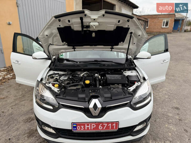 Белый Рено Меган, объемом двигателя 1.5 л и пробегом 225 тыс. км за 9850 $, фото 40 на Automoto.ua