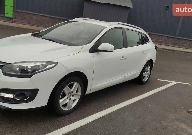 Белый Рено Меган, объемом двигателя 1.46 л и пробегом 234 тыс. км за 8500 $, фото 13 на Automoto.ua