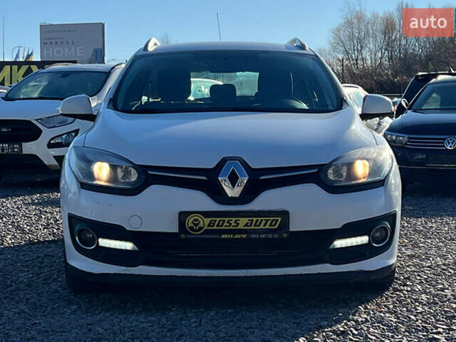 Белый Рено Меган, объемом двигателя 1.5 л и пробегом 206 тыс. км за 8500 $, фото 1 на Automoto.ua