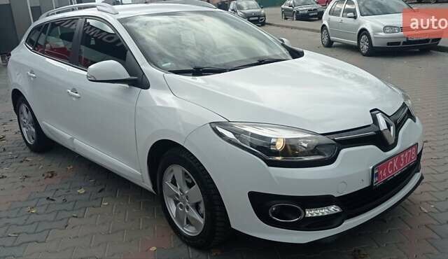Рено Меган 2014 в Виннице на Automoto.ua Белый Рено Меган, объемом двигателя 1.5 л и пробегом 202 тыс. км за 10600 $, фото 6 на Automoto.ua