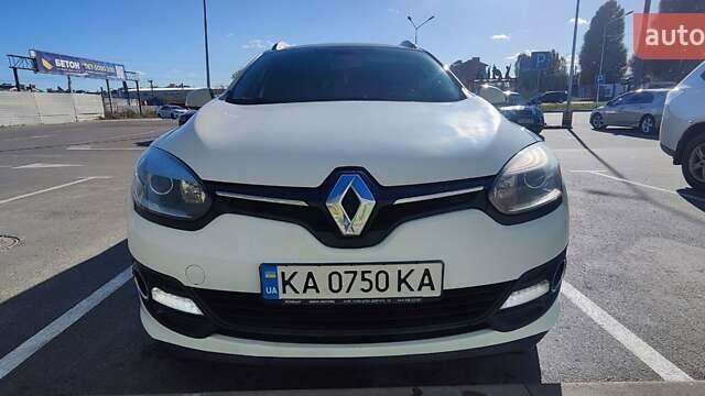 Рено Меган 2014 в Киеве на Automoto.ua Белый Рено Меган, объемом двигателя 1.5 л и пробегом 257 тыс. км за 8500 $, фото 5 на Automoto.ua