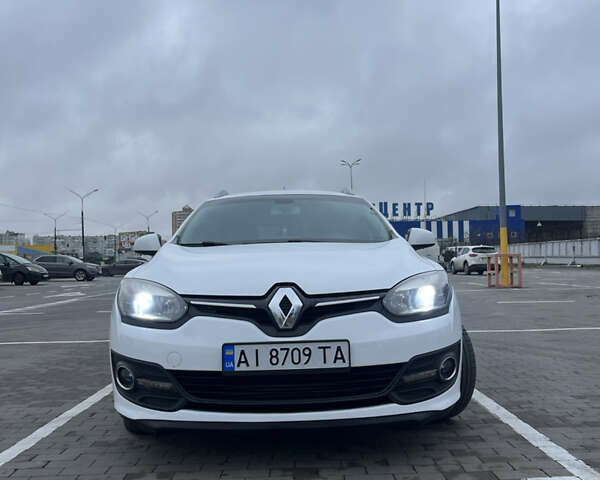 Белый Рено Меган, объемом двигателя 1.46 л и пробегом 330 тыс. км за 8500 $, фото 1 на Automoto.ua