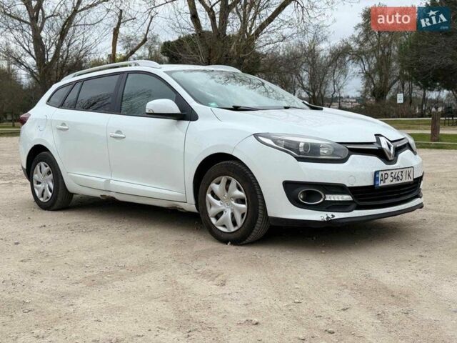 Белый Рено Меган, объемом двигателя 1.46 л и пробегом 277 тыс. км за 8300 $, фото 6 на Automoto.ua