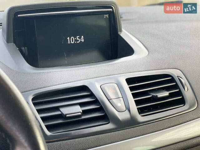 Білий Рено Меган, об'ємом двигуна 1.5 л та пробігом 225 тис. км за 9700 $, фото 23 на Automoto.ua