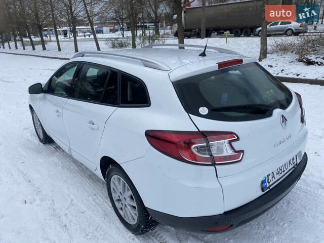 Білий Рено Меган, об'ємом двигуна 1.46 л та пробігом 245 тис. км за 7550 $, фото 12 на Automoto.ua