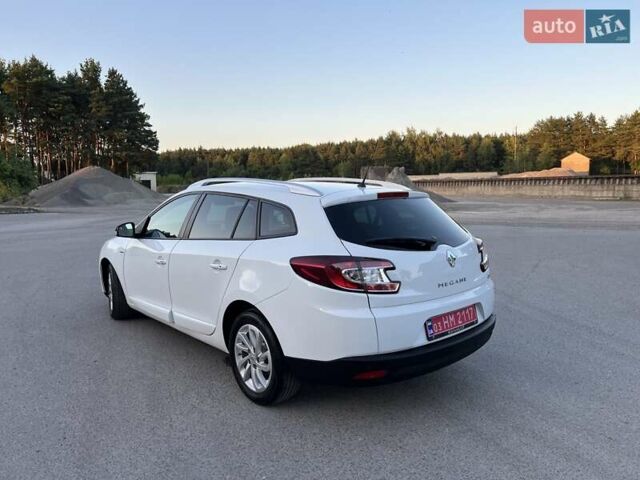 Белый Рено Меган, объемом двигателя 1.5 л и пробегом 196 тыс. км за 8900 $, фото 6 на Automoto.ua