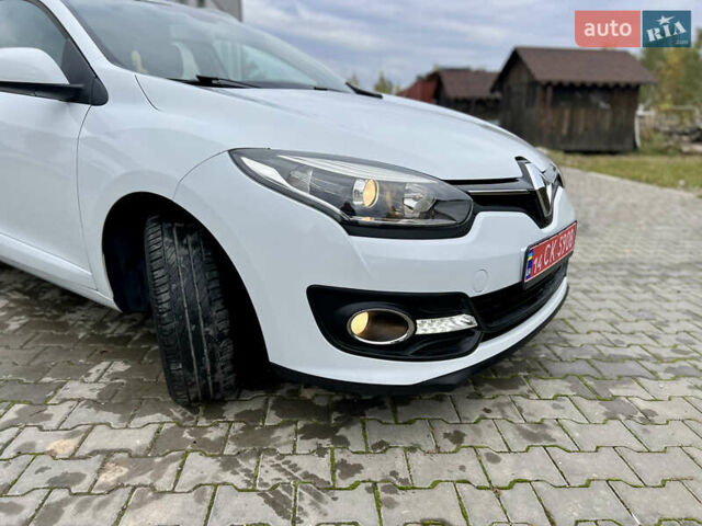 Белый Рено Меган, объемом двигателя 1.5 л и пробегом 192 тыс. км за 8450 $, фото 28 на Automoto.ua