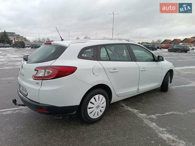 Білий Рено Меган, об'ємом двигуна 1.5 л та пробігом 306 тис. км за 8700 $, фото 3 на Automoto.ua