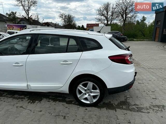Белый Рено Меган, объемом двигателя 1.5 л и пробегом 192 тыс. км за 8650 $, фото 10 на Automoto.ua