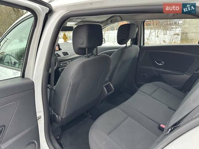 Білий Рено Меган, об'ємом двигуна 1.5 л та пробігом 192 тис. км за 8650 $, фото 37 на Automoto.ua