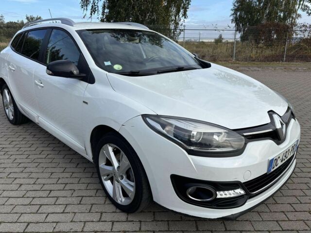 Белый Рено Меган, объемом двигателя 1.5 л и пробегом 230 тыс. км за 2500 $, фото 4 на Automoto.ua