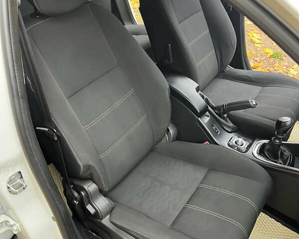 Белый Рено Меган, объемом двигателя 1.46 л и пробегом 272 тыс. км за 8700 $, фото 15 на Automoto.ua