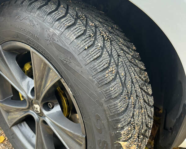 Белый Рено Меган, объемом двигателя 1.46 л и пробегом 272 тыс. км за 8700 $, фото 27 на Automoto.ua