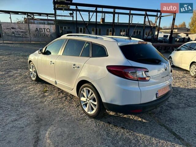 Рено Меган 2014 в Нововолынск на Automoto.ua Белый Рено Меган, объемом двигателя 1.5 л и пробегом 244 тыс. км за 9700 $, фото 4 на Automoto.ua