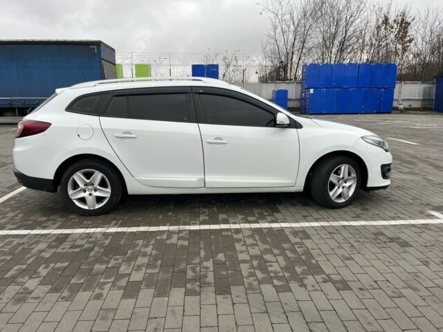 Белый Рено Меган, объемом двигателя 1.5 л и пробегом 330 тыс. км за 8500 $, фото 6 на Automoto.ua