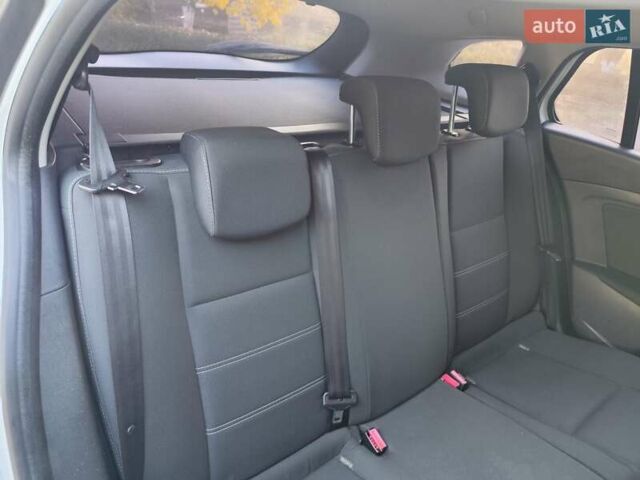Білий Рено Меган, об'ємом двигуна 1.5 л та пробігом 165 тис. км за 8150 $, фото 46 на Automoto.ua