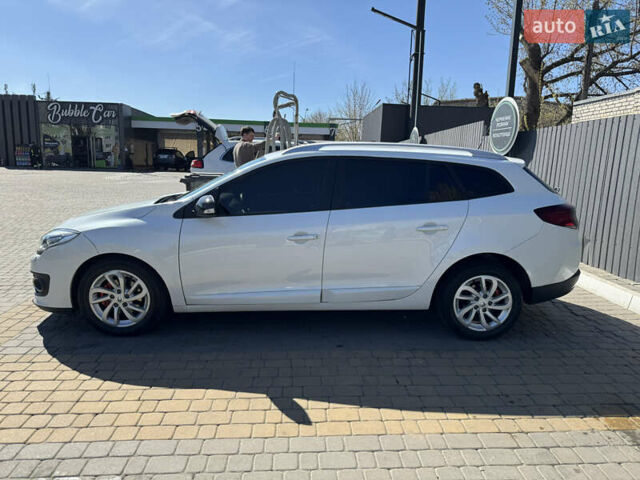 Белый Рено Меган, объемом двигателя 1.46 л и пробегом 242 тыс. км за 10000 $, фото 10 на Automoto.ua