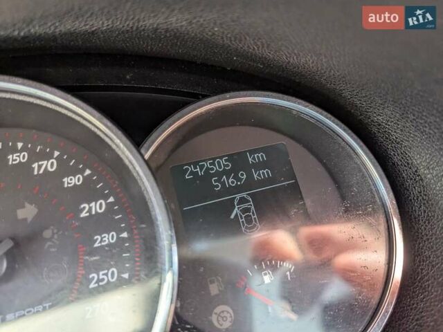 Білий Рено Меган, об'ємом двигуна 1.6 л та пробігом 247 тис. км за 8900 $, фото 19 на Automoto.ua