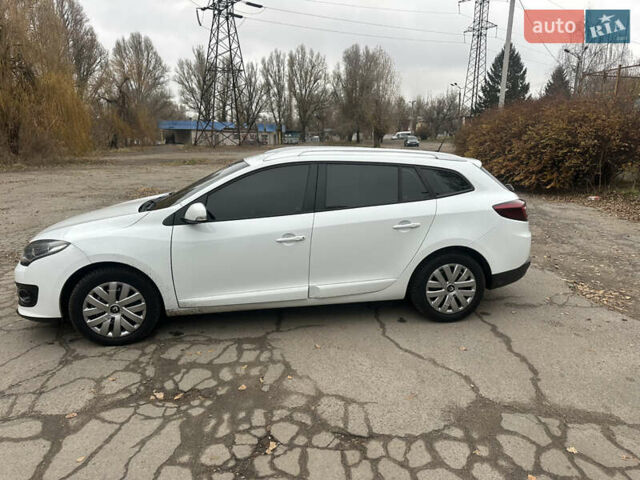 Білий Рено Меган, об'ємом двигуна 1.5 л та пробігом 245 тис. км за 9500 $, фото 9 на Automoto.ua