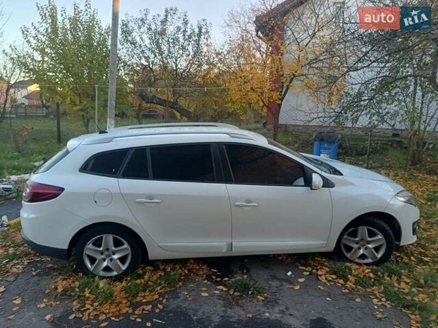 Белый Рено Меган, объемом двигателя 1.2 л и пробегом 180 тыс. км за 7200 $, фото 3 на Automoto.ua