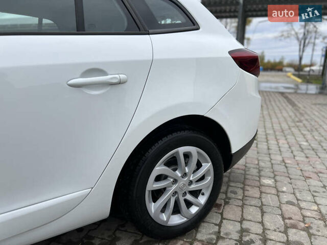 Белый Рено Меган, объемом двигателя 1.5 л и пробегом 192 тыс. км за 8450 $, фото 38 на Automoto.ua