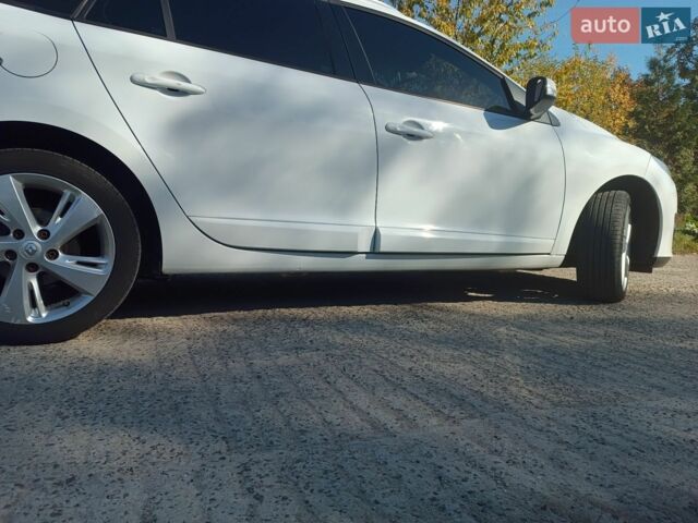 Білий Рено Меган, об'ємом двигуна 1.5 л та пробігом 178 тис. км за 8350 $, фото 14 на Automoto.ua