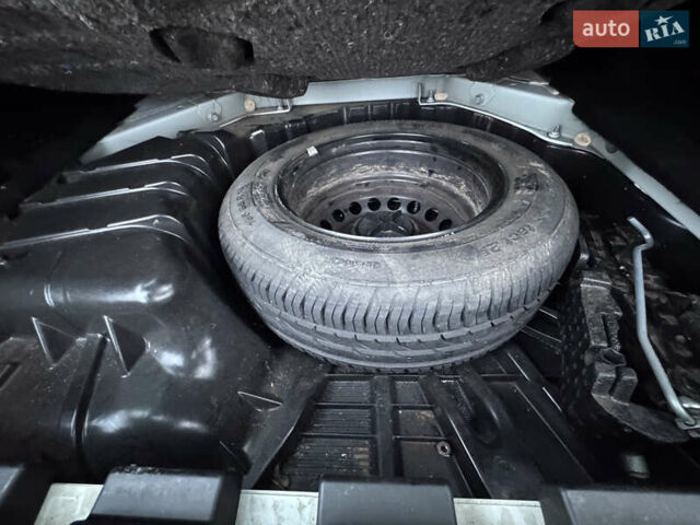 Білий Рено Меган, об'ємом двигуна 1.6 л та пробігом 227 тис. км за 7999 $, фото 37 на Automoto.ua