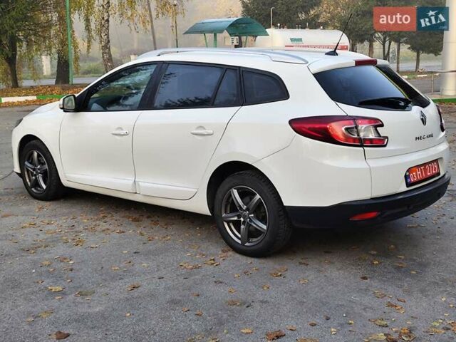 Білий Рено Меган, об'ємом двигуна 1.5 л та пробігом 165 тис. км за 8150 $, фото 9 на Automoto.ua