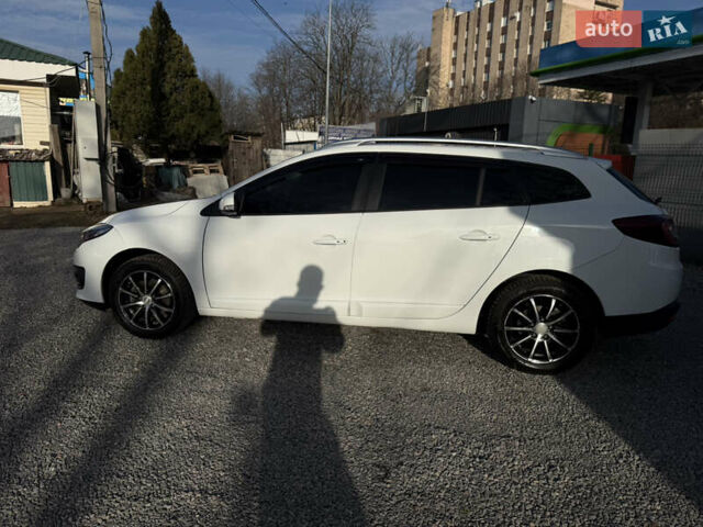 Белый Рено Меган, объемом двигателя 1.46 л и пробегом 178 тыс. км за 8550 $, фото 17 на Automoto.ua